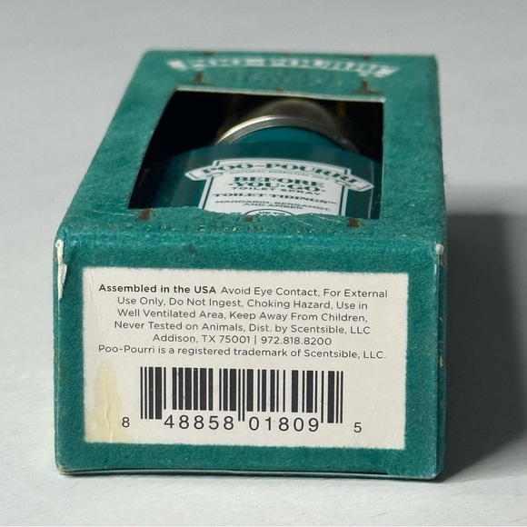 Poo-Pourri Toilet Spray Limited Edition Scent Toilet Tidings Scent 2 fl oz - Picture 11 of 14